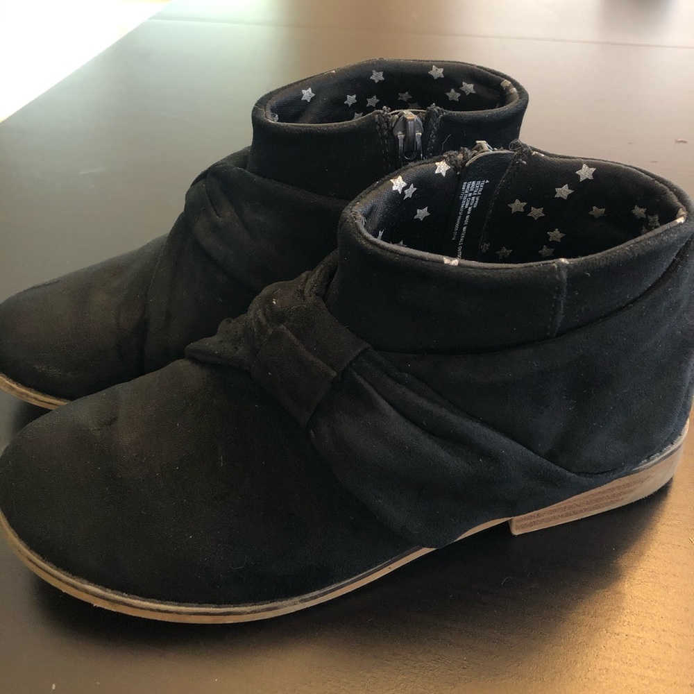Girls black suede ankle boots